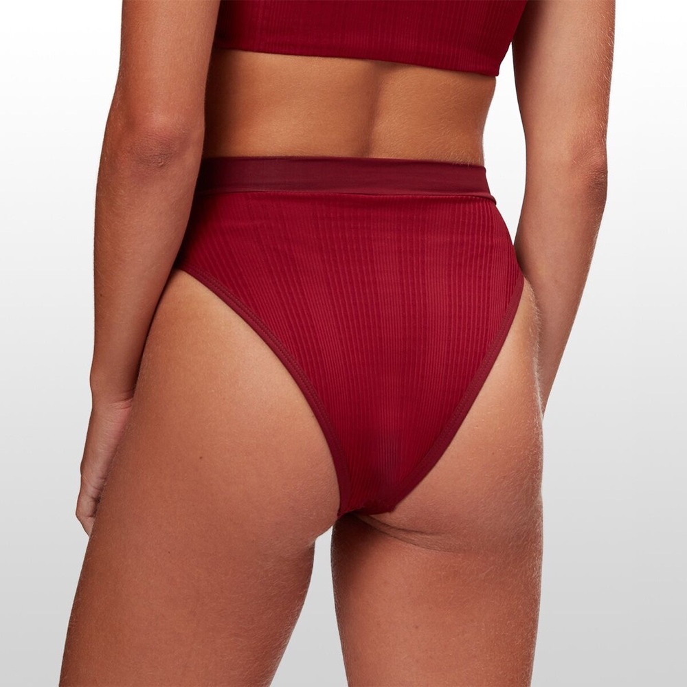 l*space Ribbed Underwire Bikini Top and High Waist Bottoms in Burgundy - Picture 6 of 8